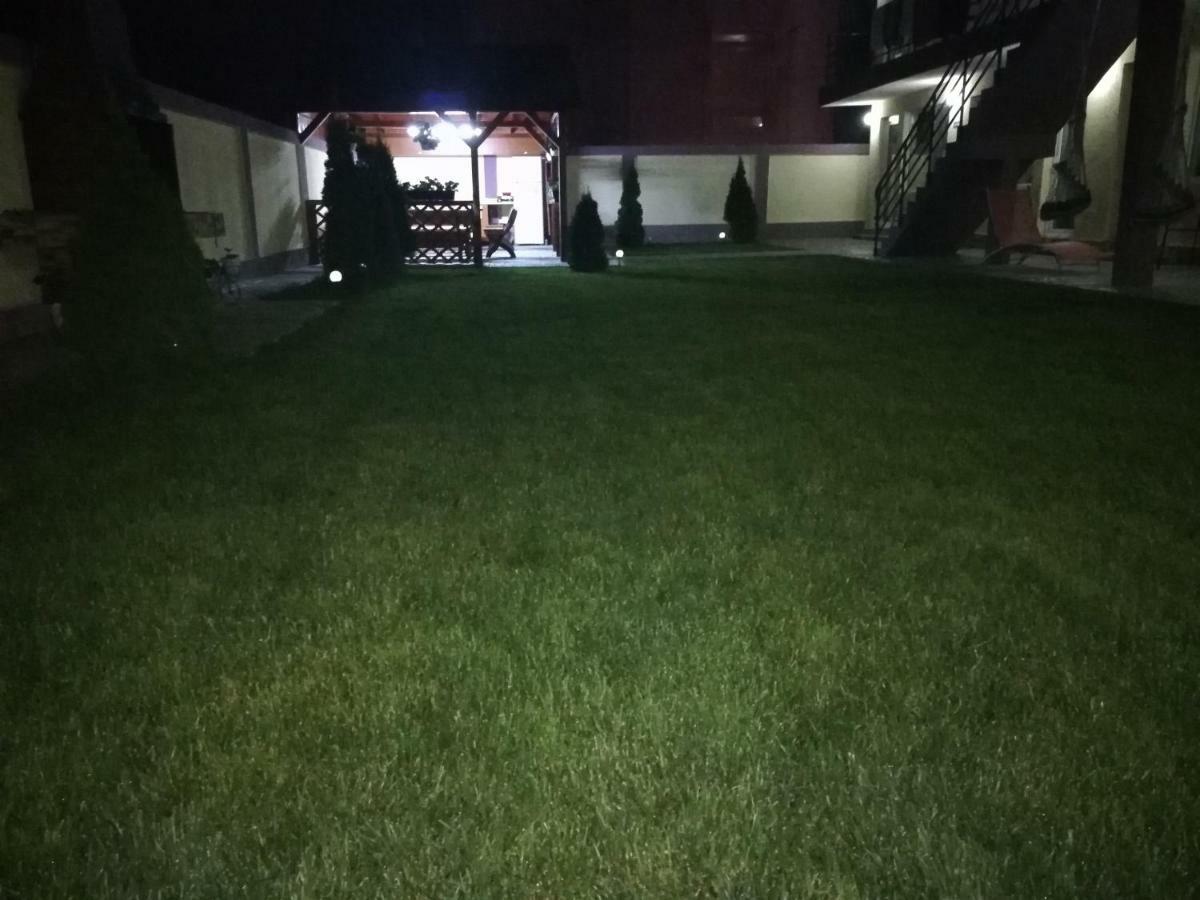 فندق Casa Gogu Năvodari المظهر الخارجي الصورة